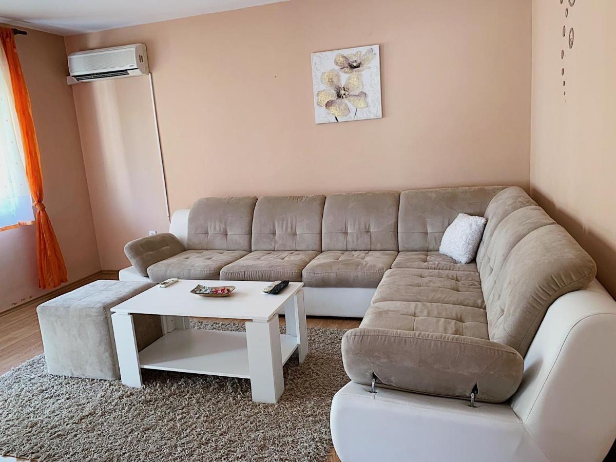 Apartment Sunny Bulevar Mostar Bagian luar foto